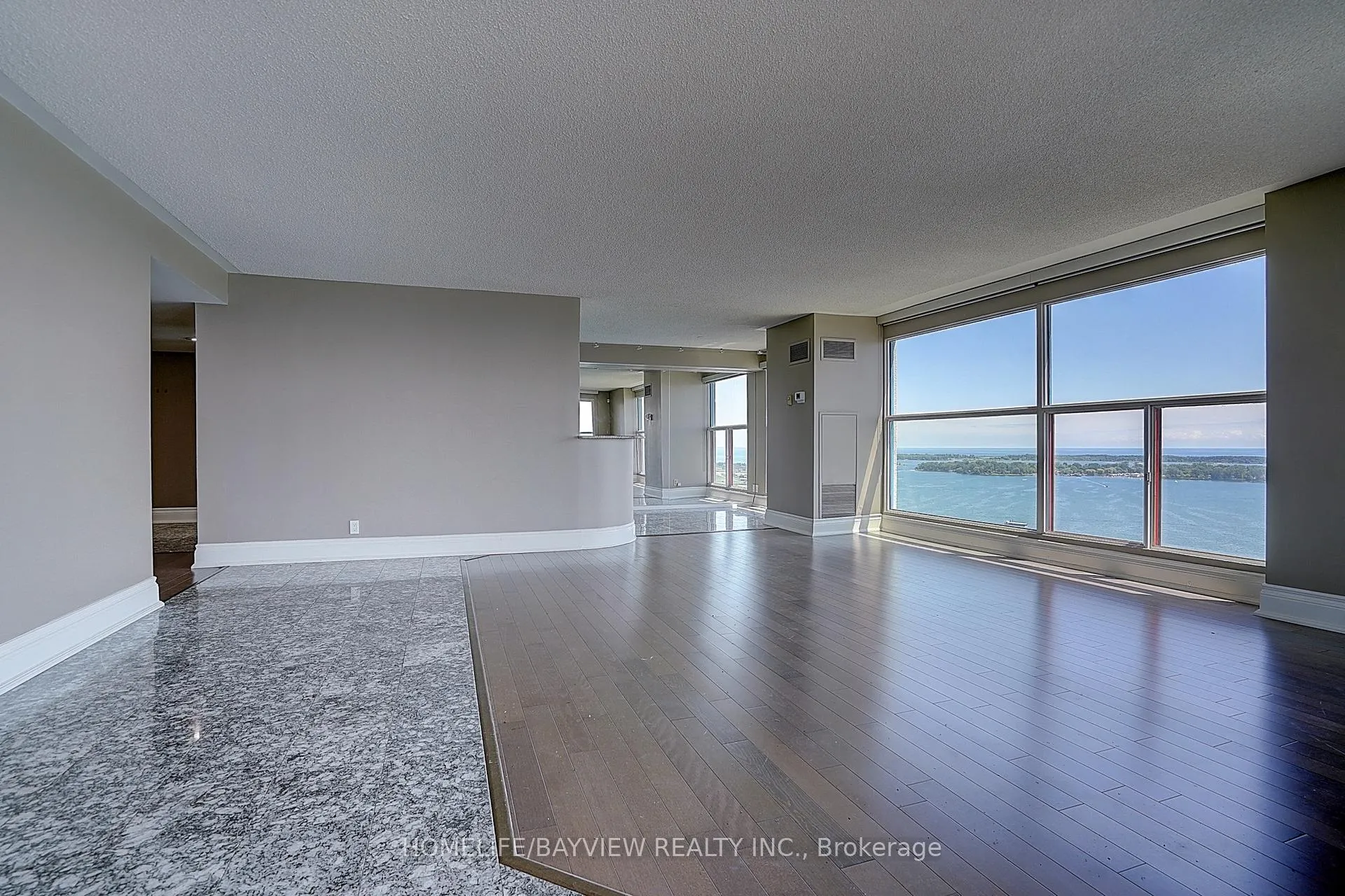 Photo 6 of Unit 3108, 99 Harbour Square, Toronto, Waterfront Communities — HOMEH
