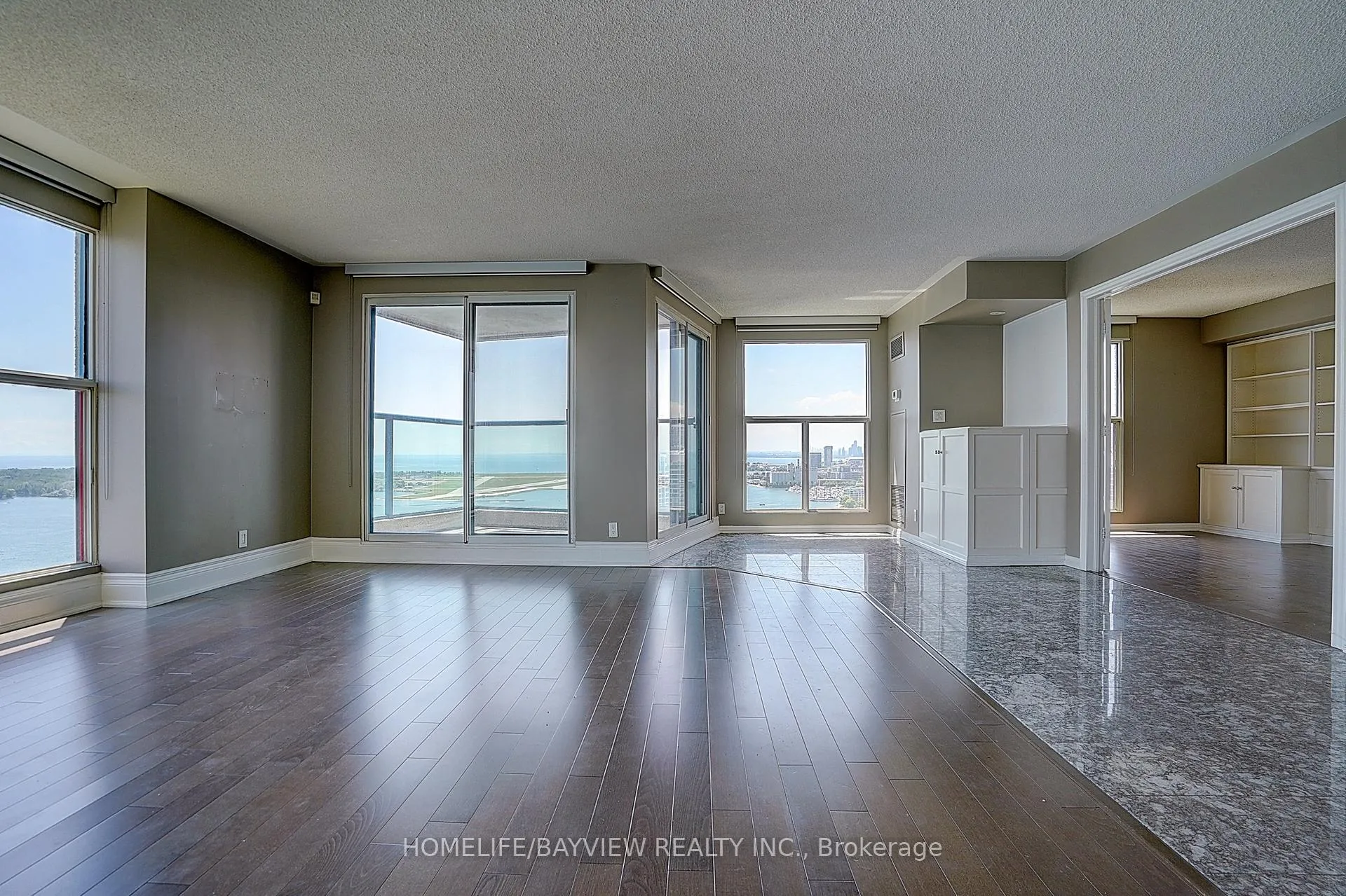 Photo 9 of Unit 3108, 99 Harbour Square, Toronto, Waterfront Communities — HOMEH