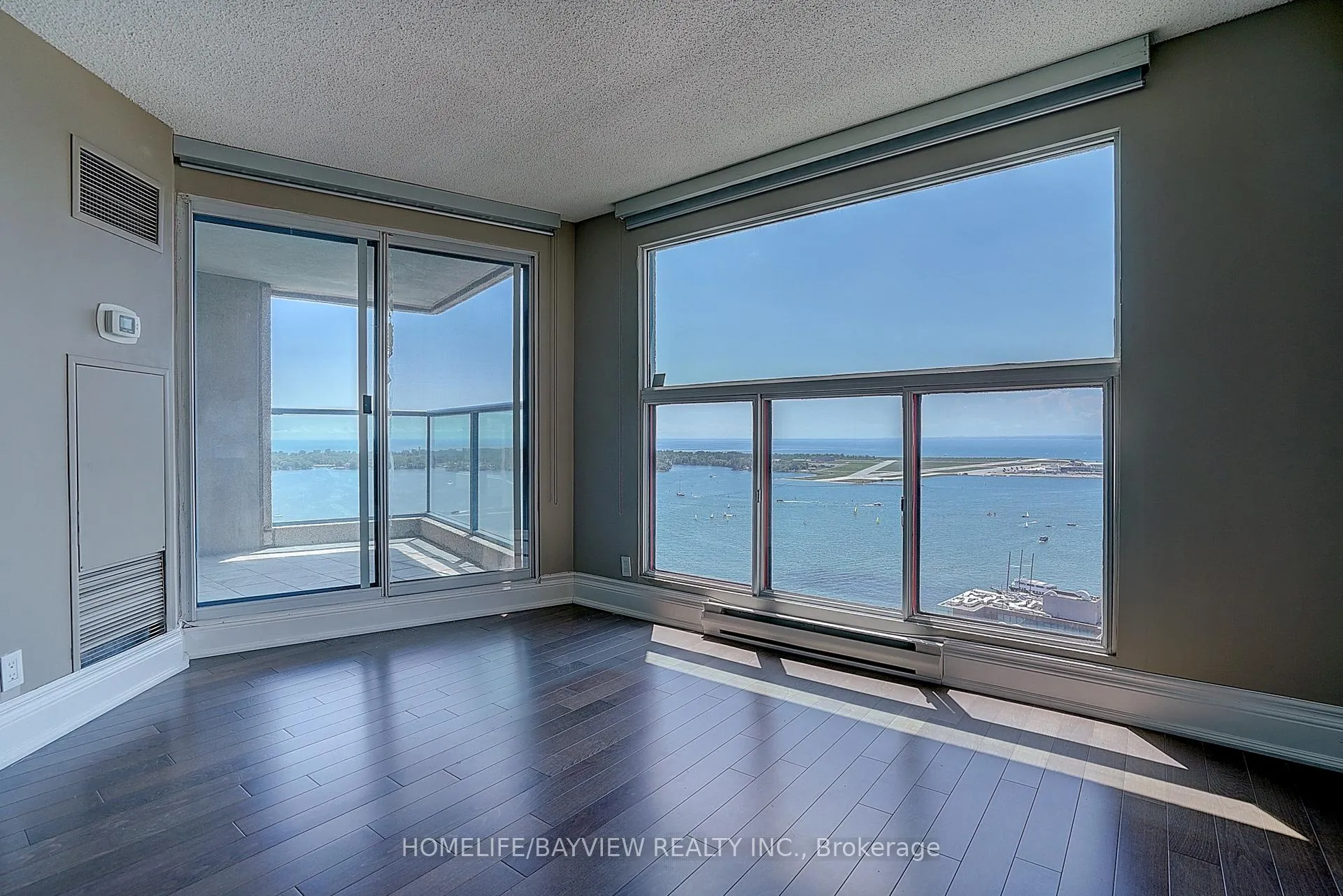 Photo 24 of Unit 3108, 99 Harbour Square, Toronto, Waterfront Communities — HOMEH