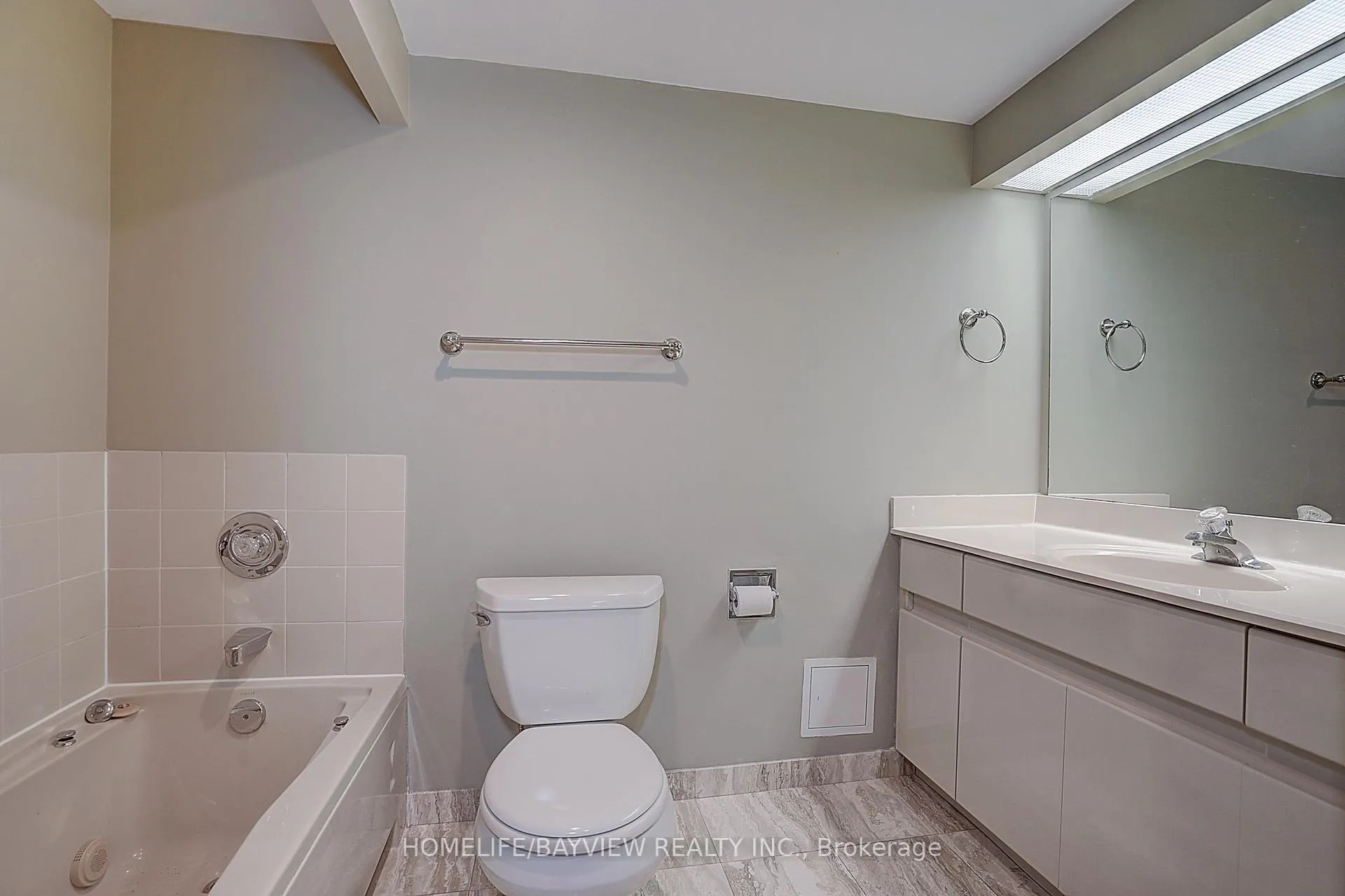 Photo 28 of Unit 3108, 99 Harbour Square, Toronto, Waterfront Communities — HOMEH