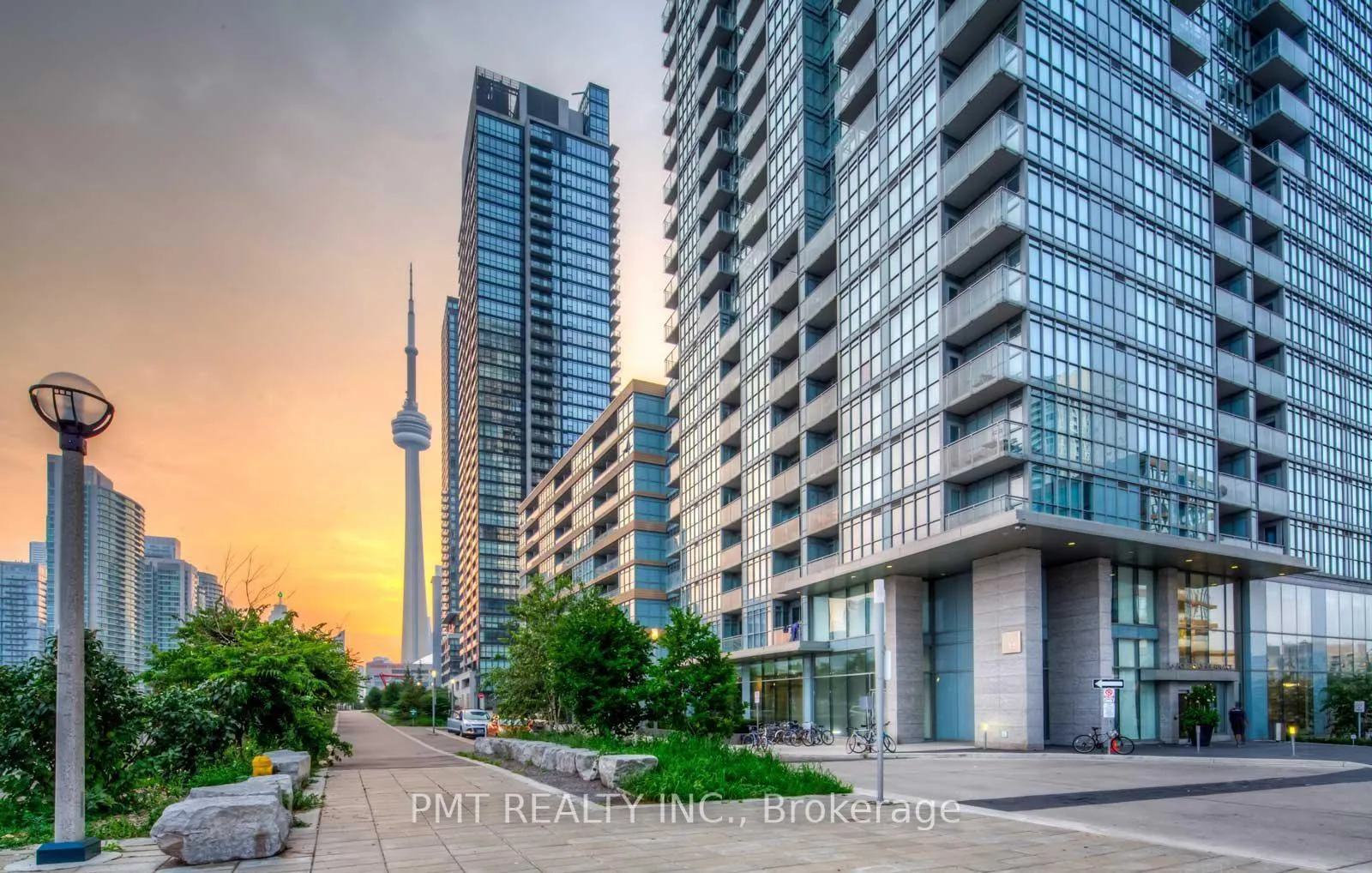 Photo 25 of Unit 323, 21 Iceboat Terrace, Toronto, Waterfront Communities — HOMEH