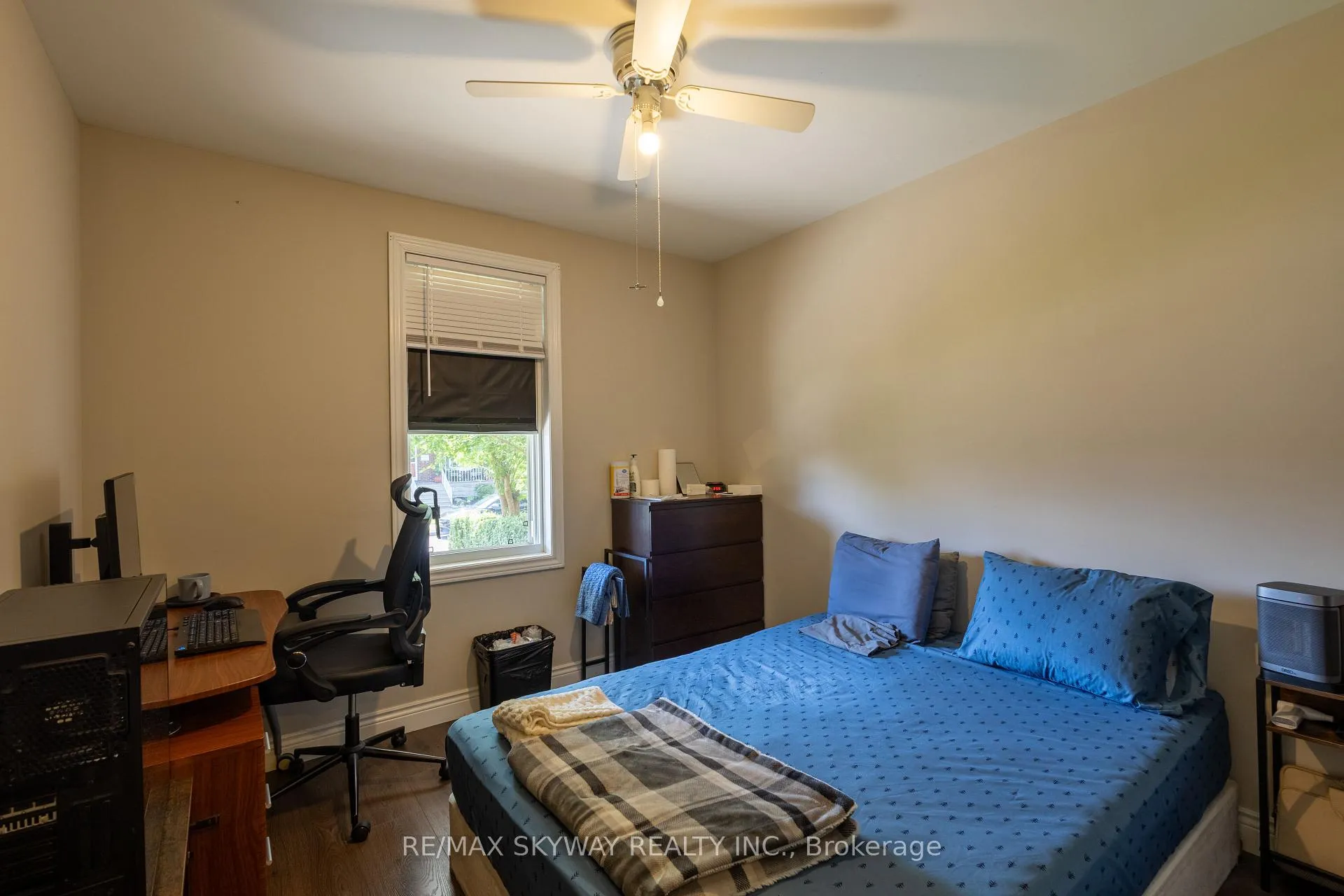 Photo 10 of 1160 Elm Avenue, Windsor — HOMEH