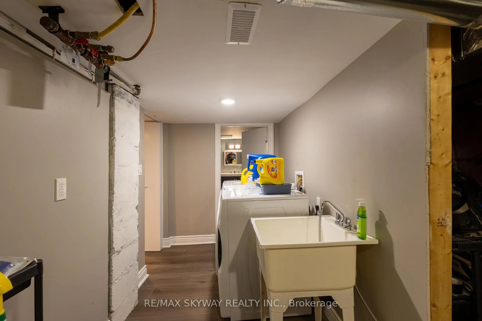 Photo 20 of 1160 Elm Avenue, Windsor — HOMEH