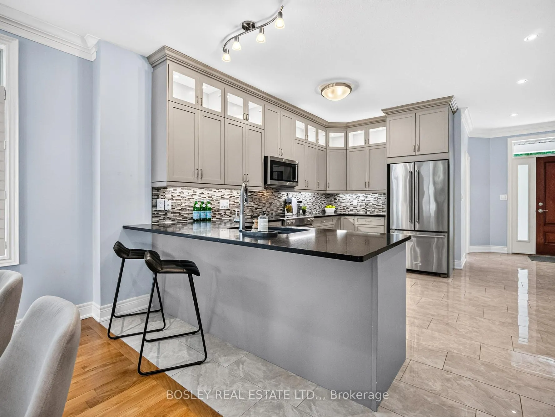 Photo 6 of 1 Emerald Common, St. Catharines, Lakeshore — HOMEH