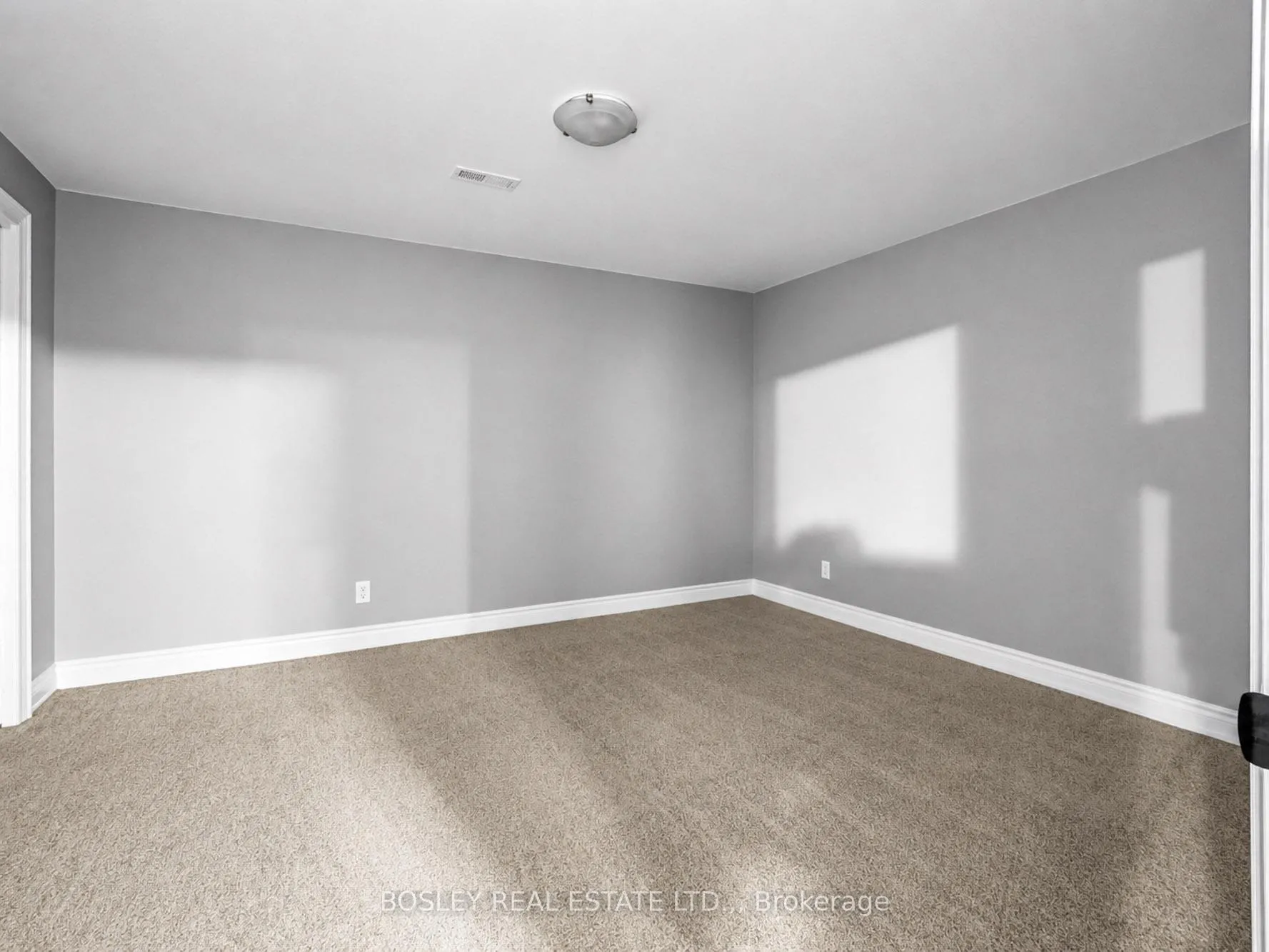 Photo 33 of 1 Emerald Common, St. Catharines, Lakeshore — HOMEH