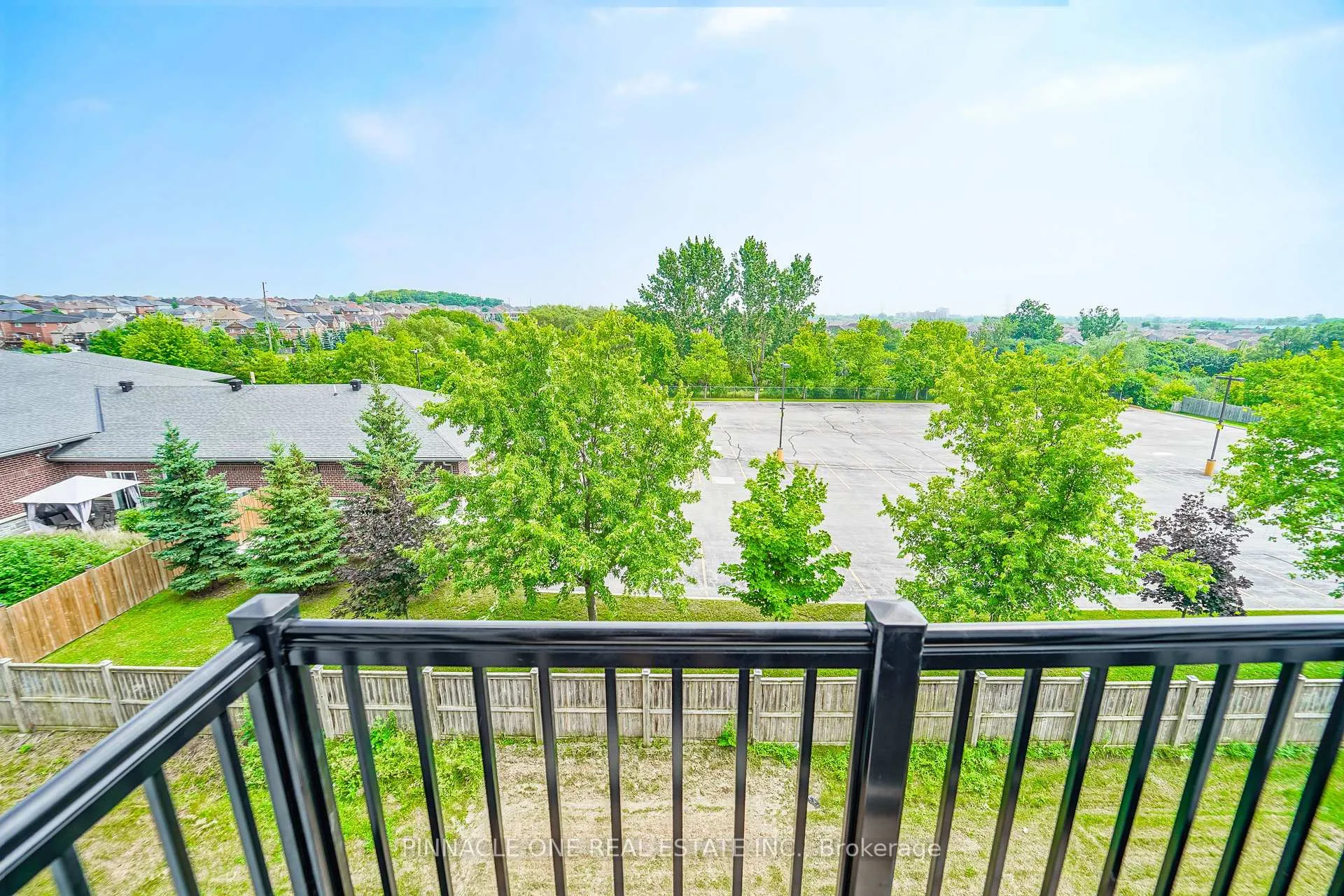 Photo 20 of 779 Heathrow Path, Oshawa, Samac — HOMEH