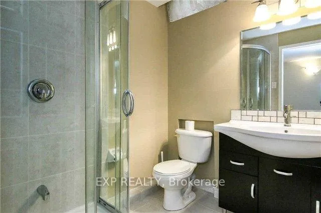 Photo 8 of 108 Hollywood Hill Circle, Vaughan, Vellore Village — HOMEH