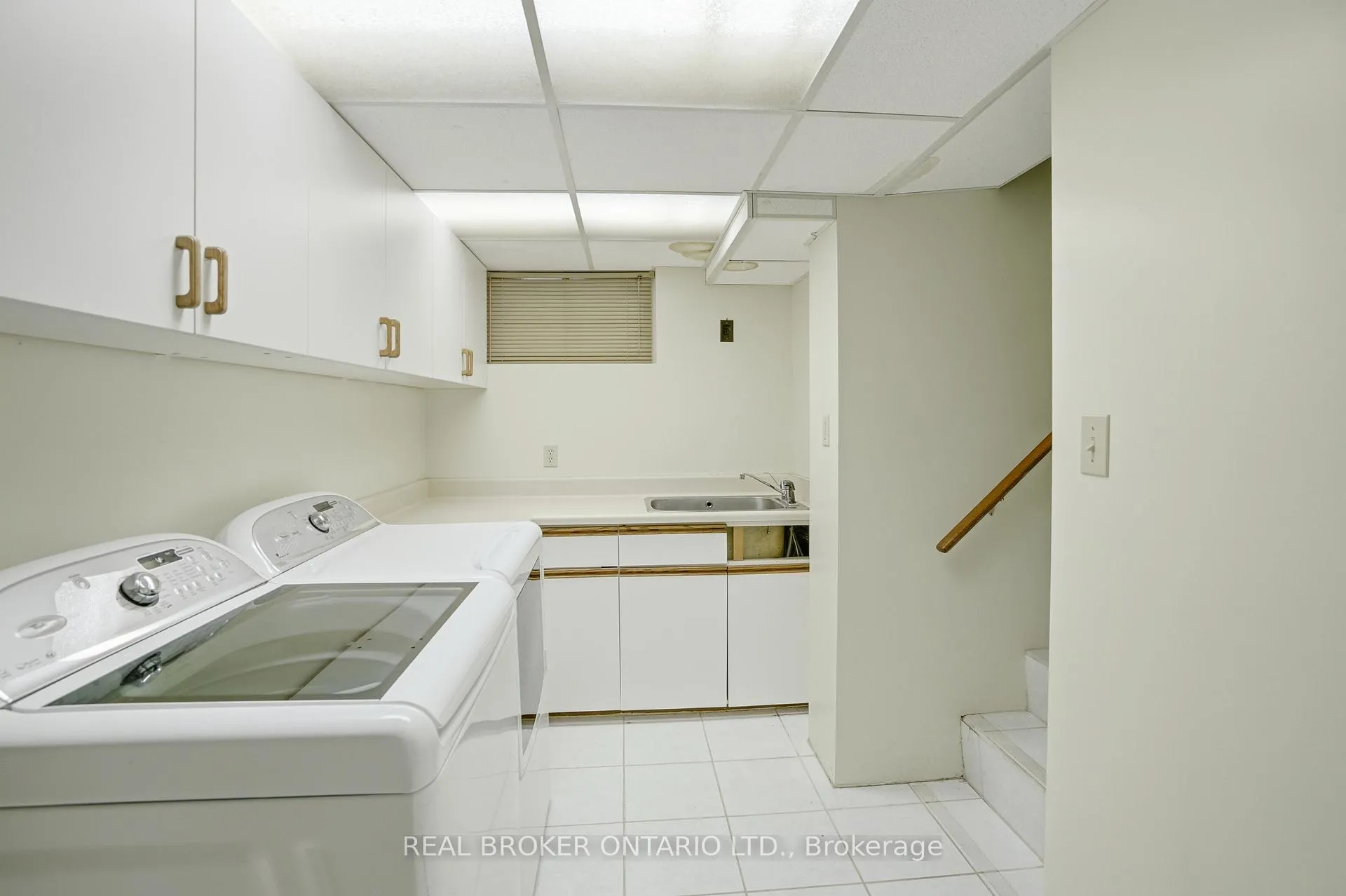 Photo 27 of 23 Kings Grant Road, St. Catharines, Lakeshore — HOMEH