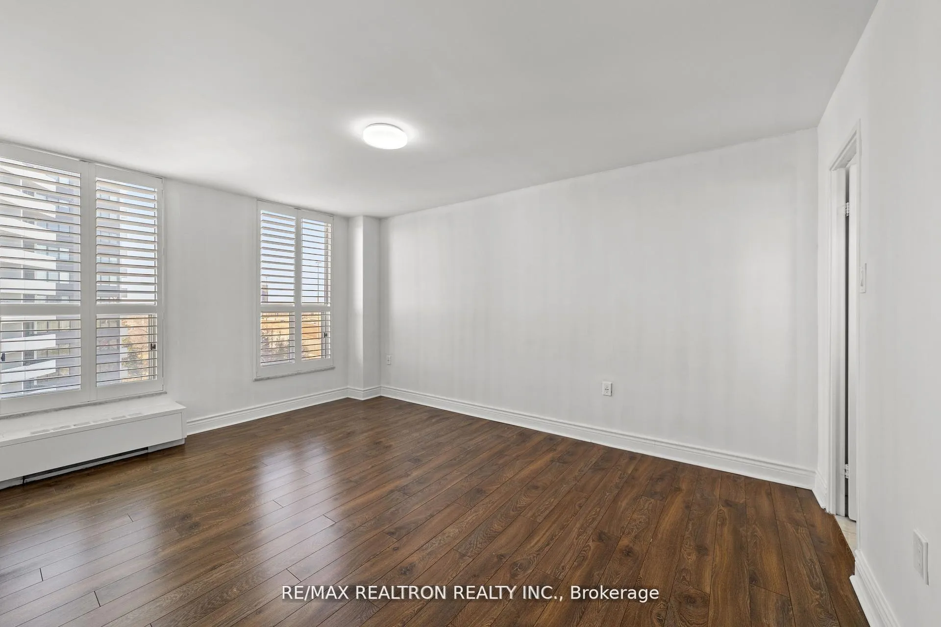Photo 22 of Unit 702, 130 Neptune Drive, Toronto, Englemount-Lawrence — HOMEH