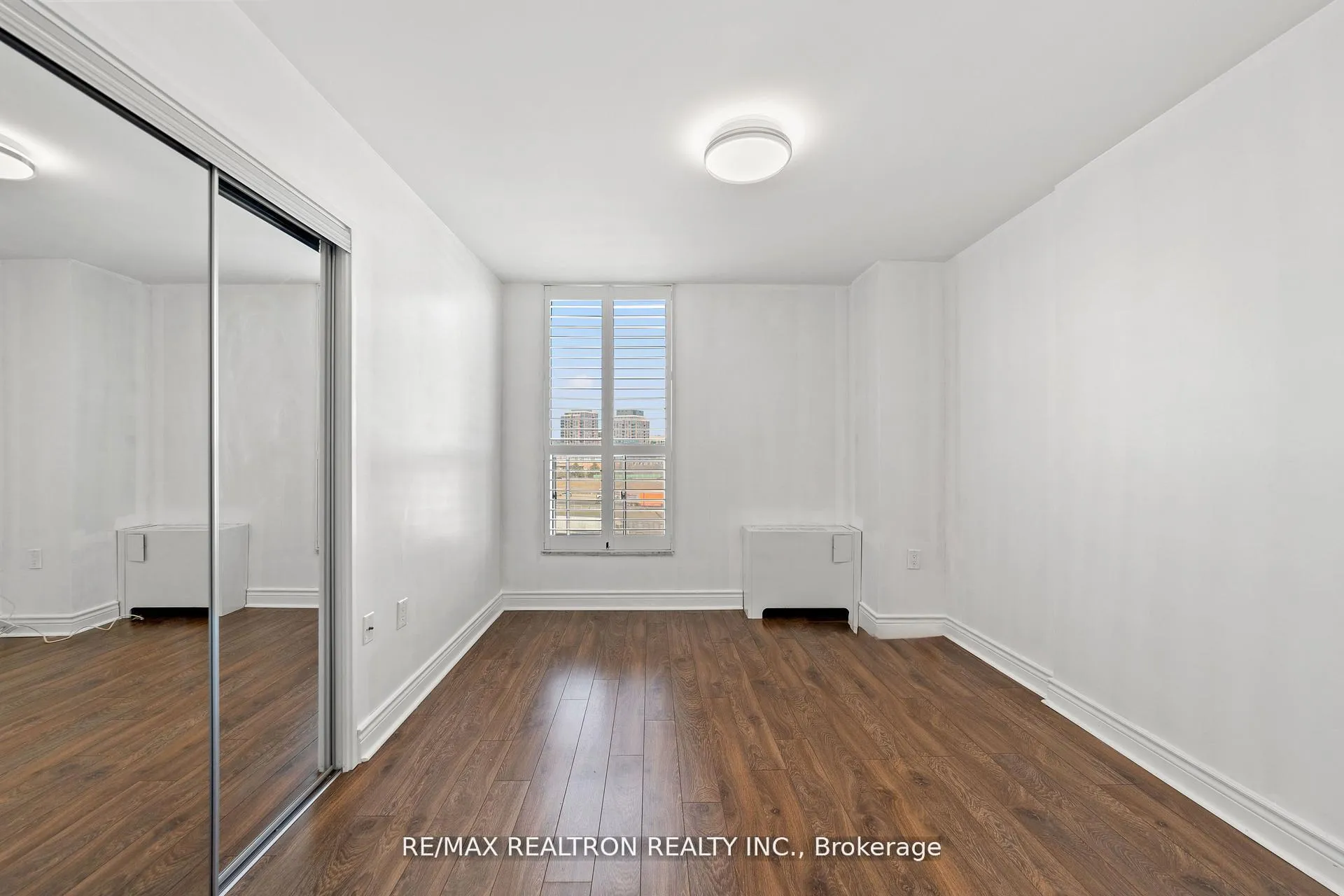 Photo 32 of Unit 702, 130 Neptune Drive, Toronto, Englemount-Lawrence — HOMEH