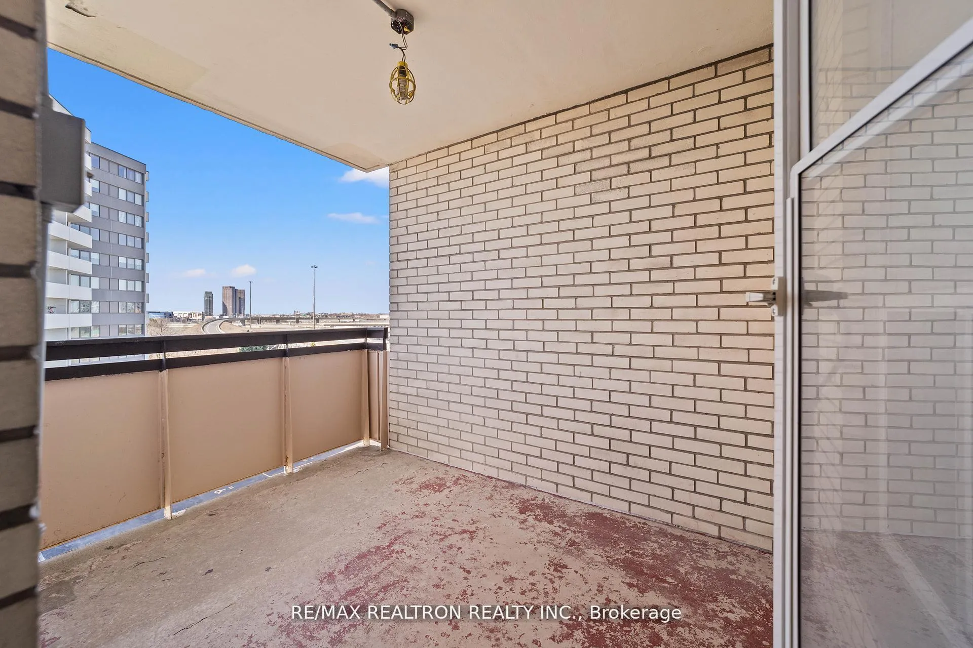 Photo 35 of Unit 702, 130 Neptune Drive, Toronto, Englemount-Lawrence — HOMEH