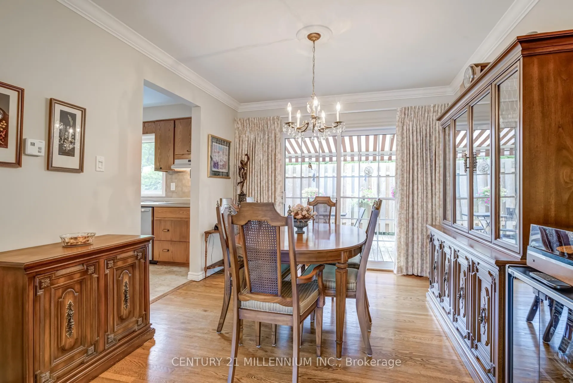 Photo 6 of 1 Ladore Drive, Brampton, Brampton South — HOMEH