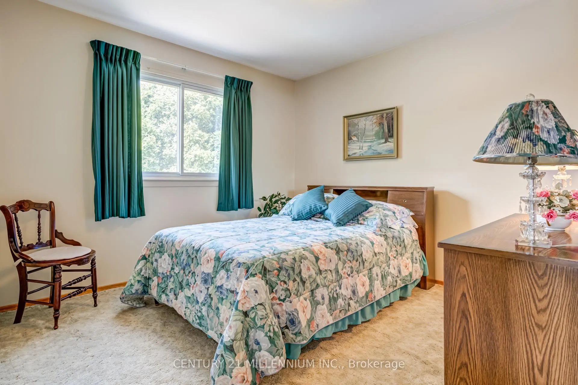 Photo 15 of 1 Ladore Drive, Brampton, Brampton South — HOMEH