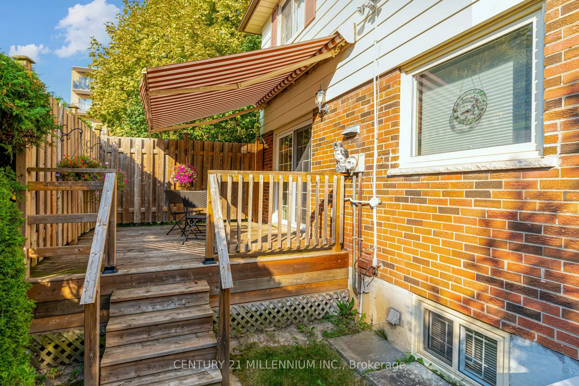 Photo 23 of 1 Ladore Drive, Brampton, Brampton South — HOMEH