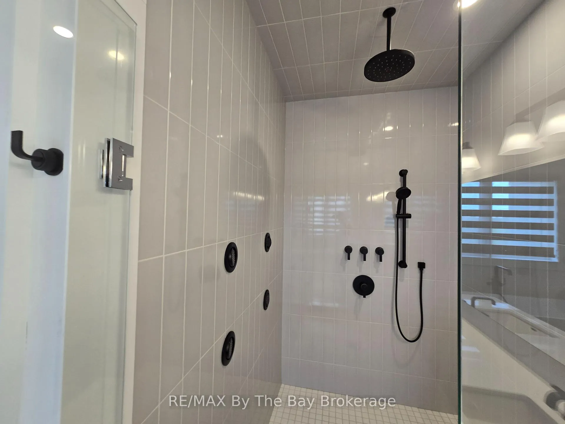 Photo 35 of 116 Clement Lane, Blue Mountains — HOMEH