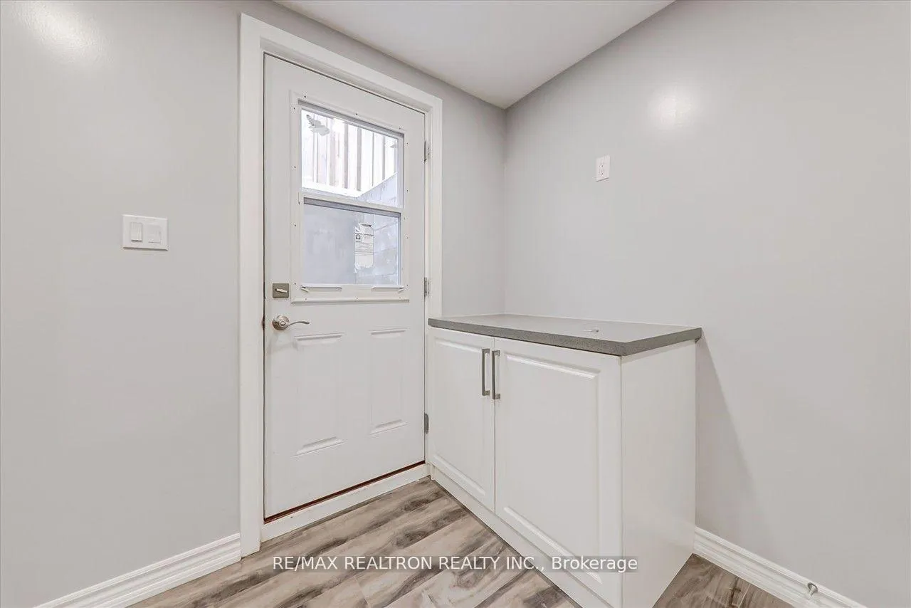 Photo 4 of Unit BSMT, 635 Beckworth Square, Pickering, Amberlea — HOMEH