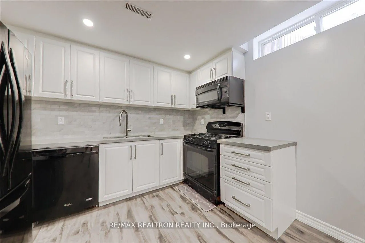 Photo 9 of Unit BSMT, 635 Beckworth Square, Pickering, Amberlea — HOMEH