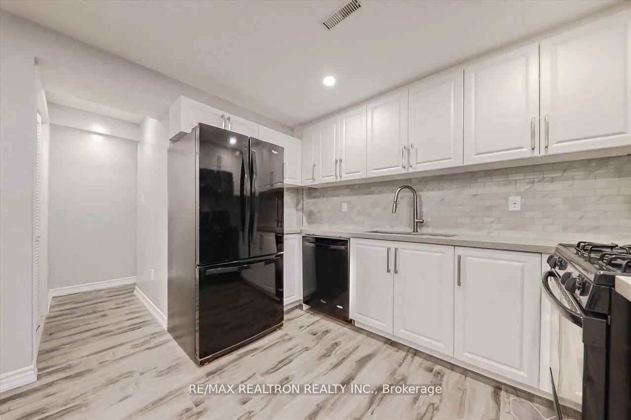 Photo 10 of Unit BSMT, 635 Beckworth Square, Pickering, Amberlea — HOMEH