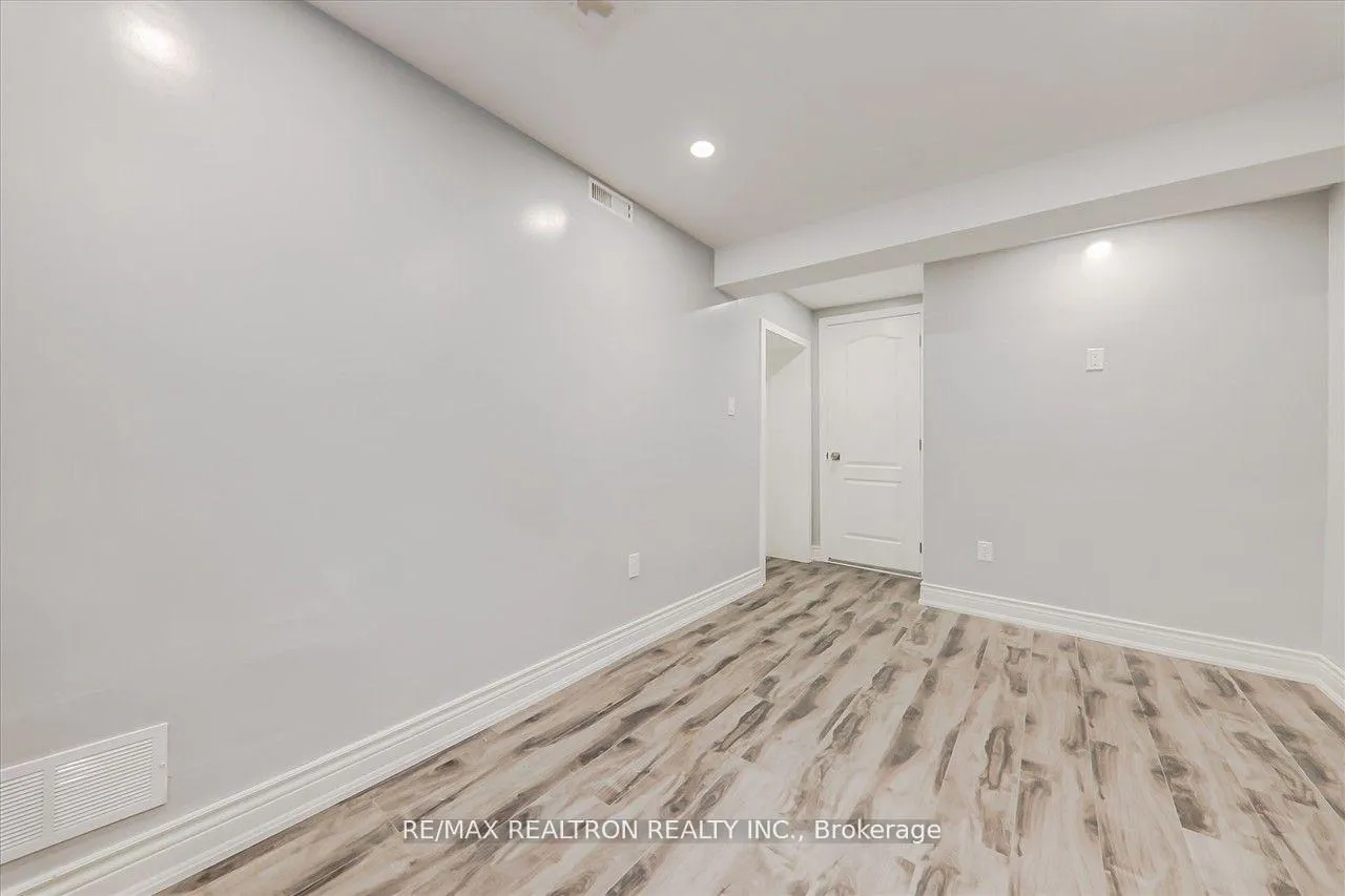 Photo 14 of Unit BSMT, 635 Beckworth Square, Pickering, Amberlea — HOMEH