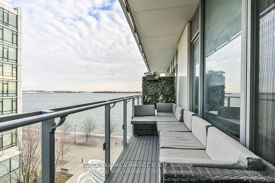 Photo 7 of Unit 616, 29 Queens Quay E, Toronto, Waterfront Communities — HOMEH