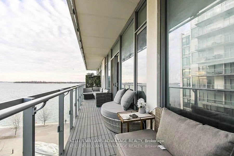 Photo 8 of Unit 616, 29 Queens Quay E, Toronto, Waterfront Communities — HOMEH
