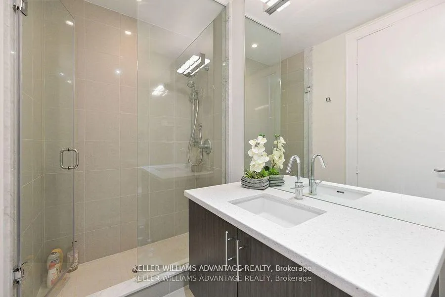Photo 11 of Unit 616, 29 Queens Quay E, Toronto, Waterfront Communities — HOMEH