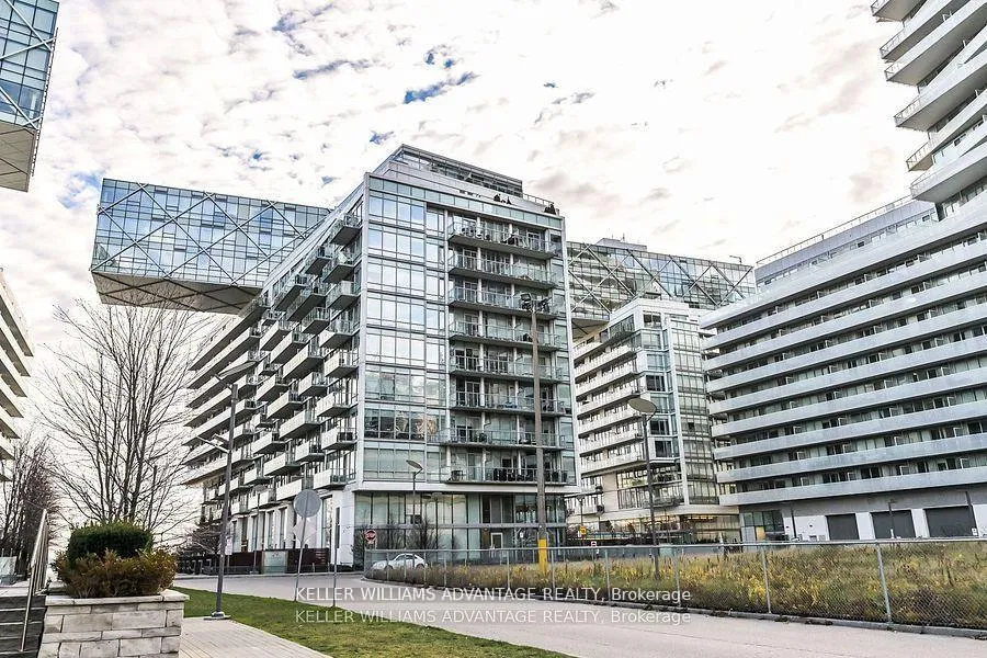 Photo 15 of Unit 616, 29 Queens Quay E, Toronto, Waterfront Communities — HOMEH