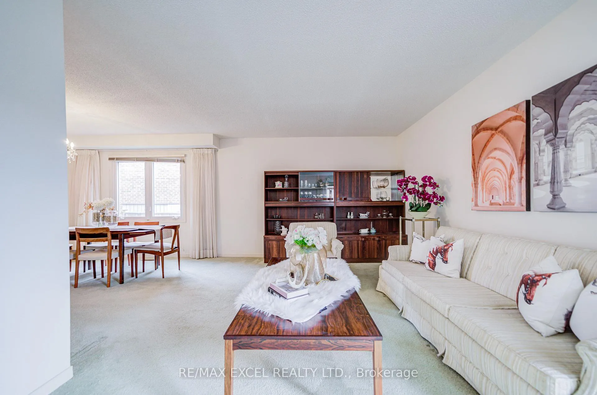 Photo 9 of 74 Holmbush Crescent, Scarborough, Steeles — HOMEH