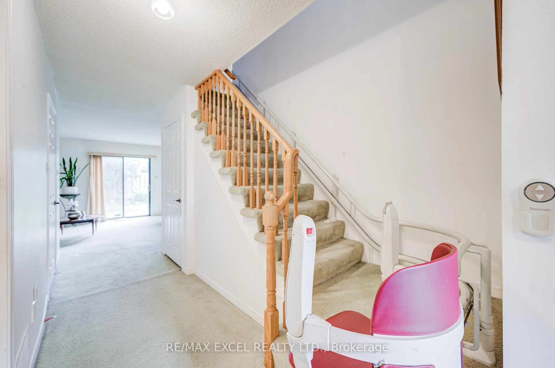 Photo 21 of 74 Holmbush Crescent, Scarborough, Steeles — HOMEH