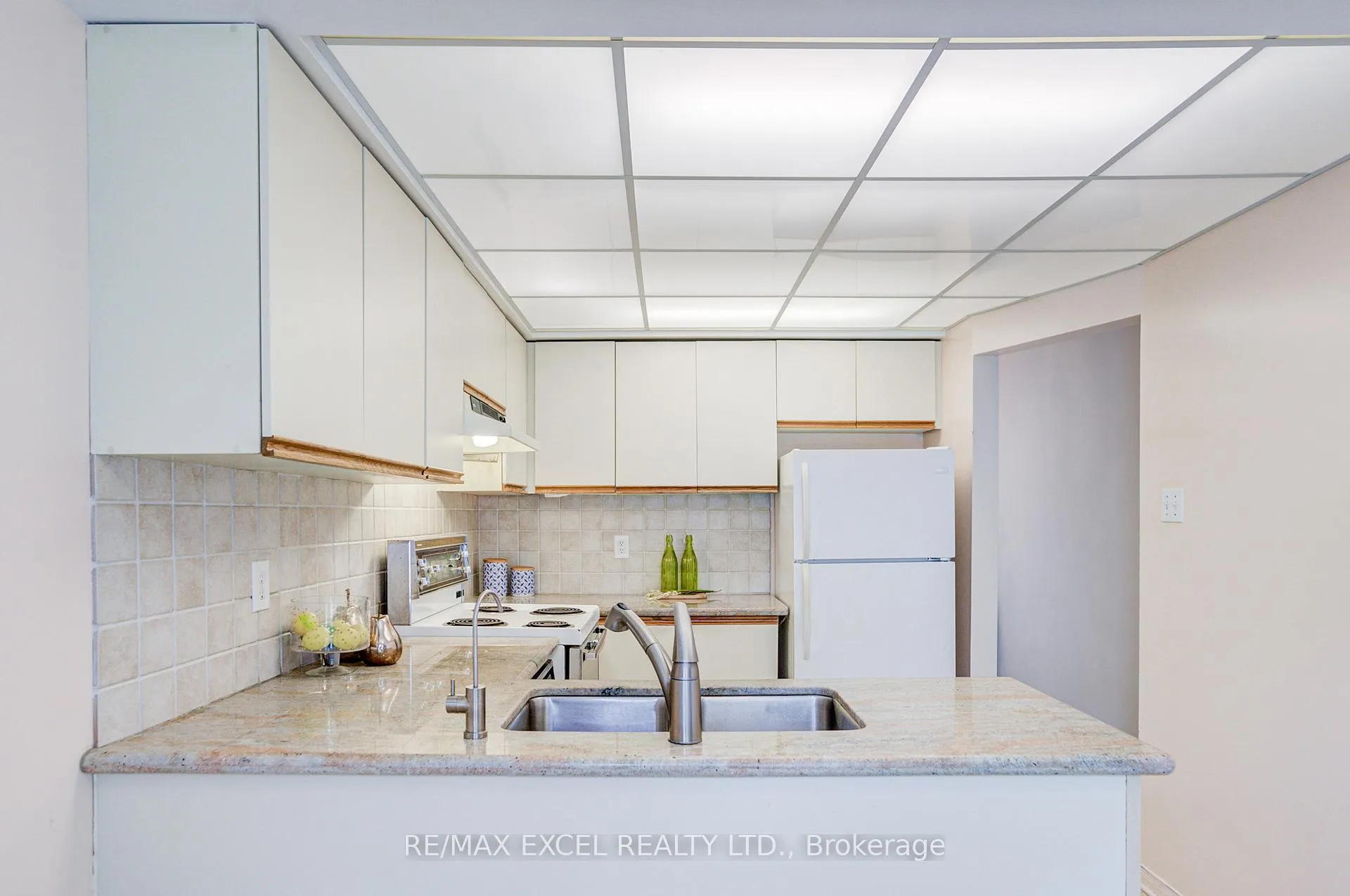 Photo 26 of 74 Holmbush Crescent, Scarborough, Steeles — HOMEH