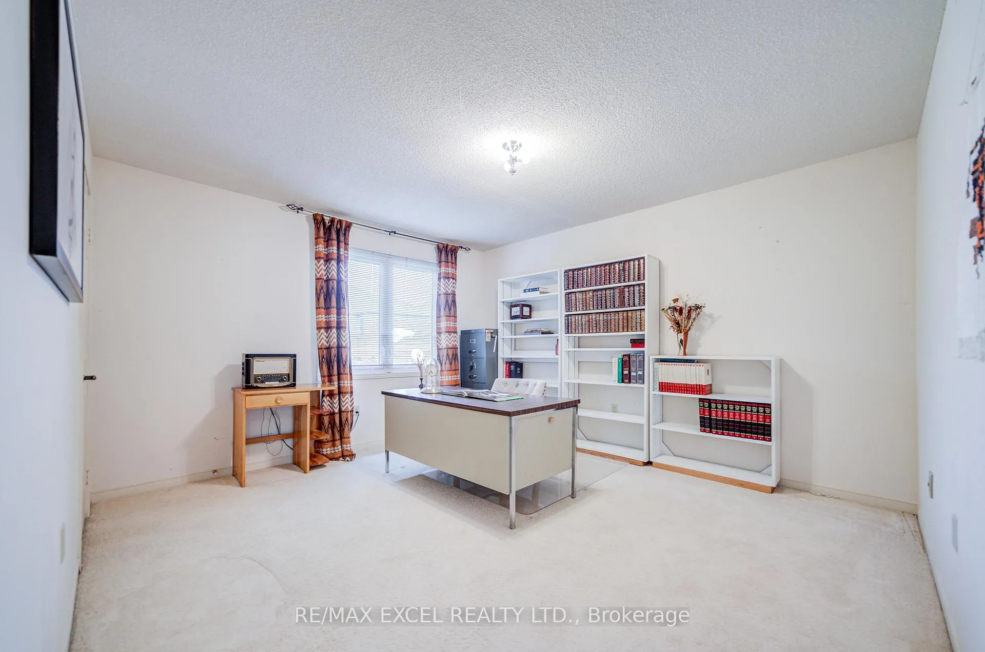 Photo 34 of 74 Holmbush Crescent, Scarborough, Steeles — HOMEH