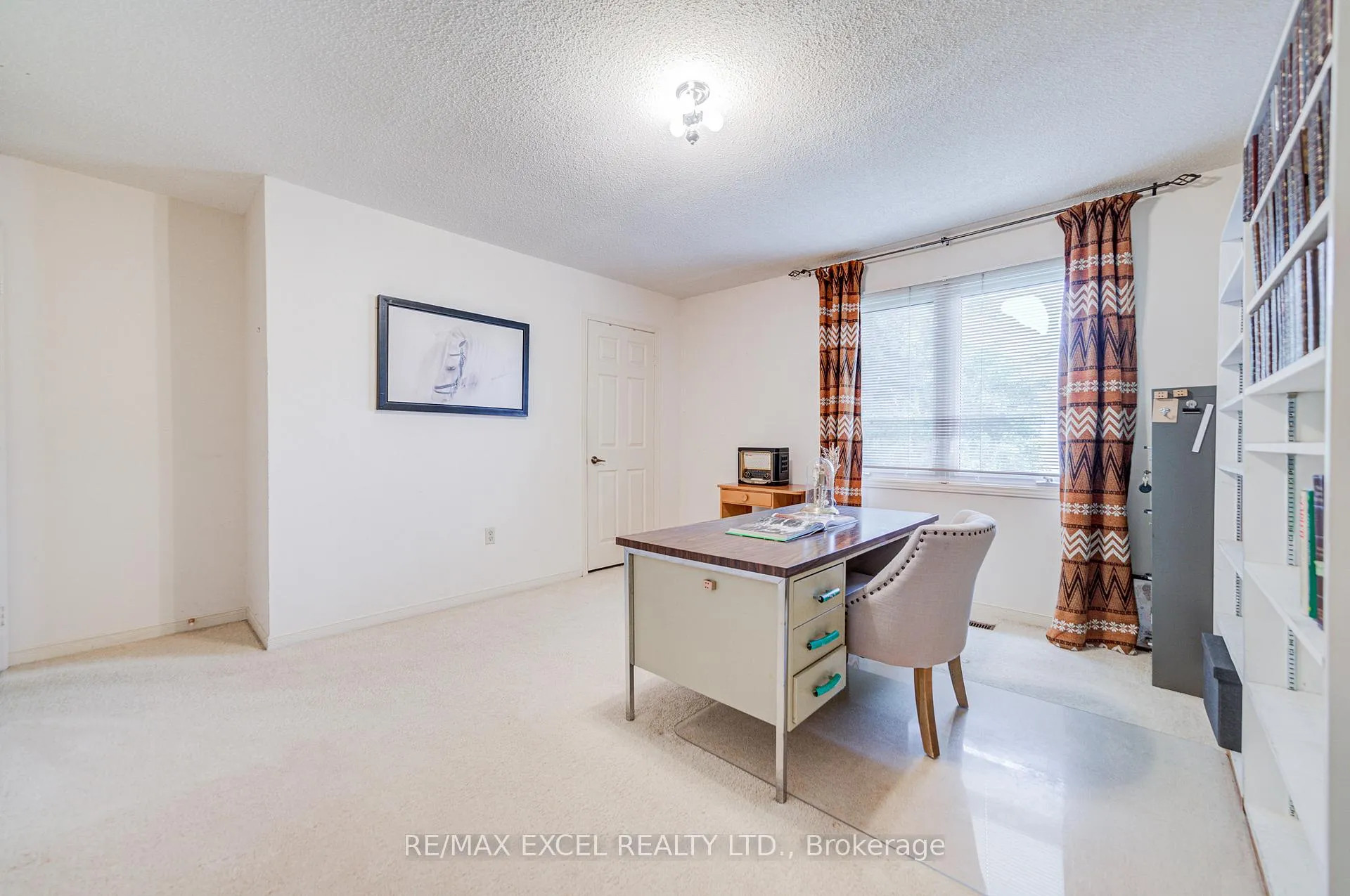 Photo 37 of 74 Holmbush Crescent, Scarborough, Steeles — HOMEH