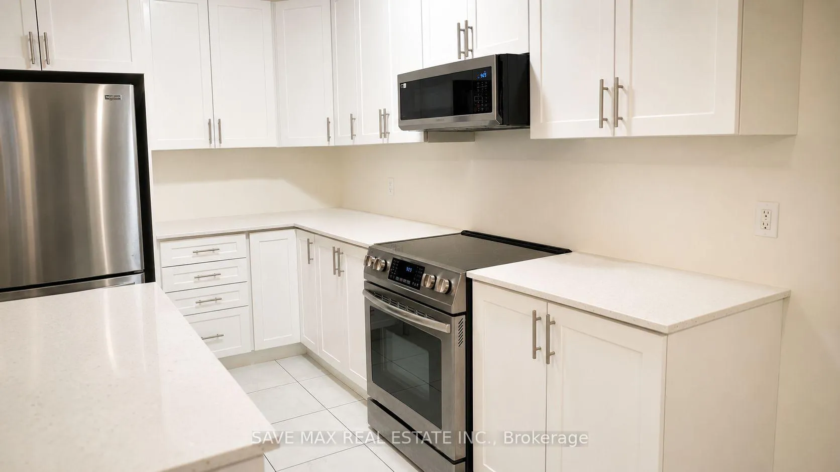 Photo 13 of 216 Broadacre Drive, Kitchener, Pioneer Park/Doon/Wyldwoods — HOMEH