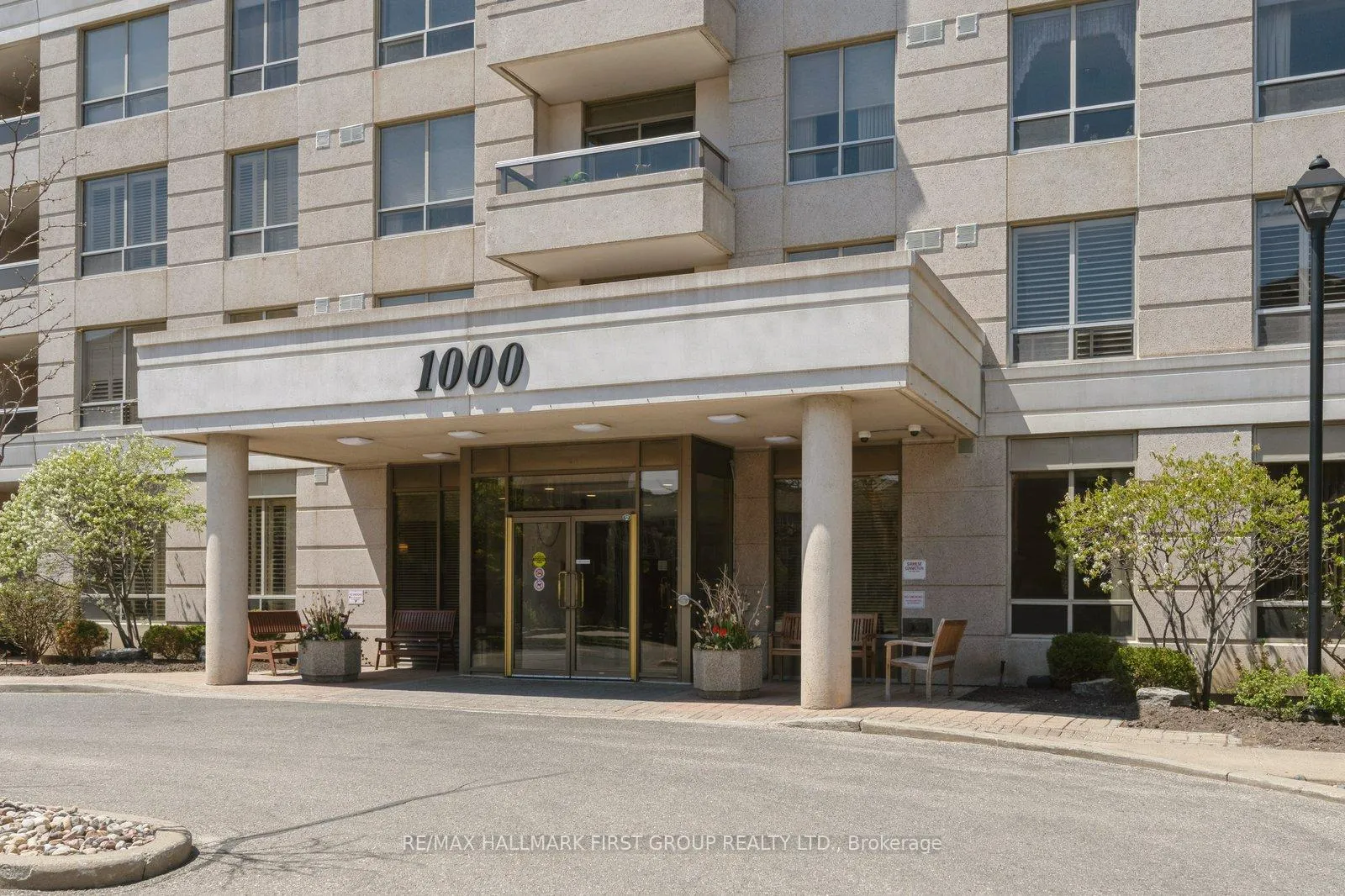 Photo 3 of Unit 304, 1000 The Esplanade N, Pickering, Town Centre — HOMEH