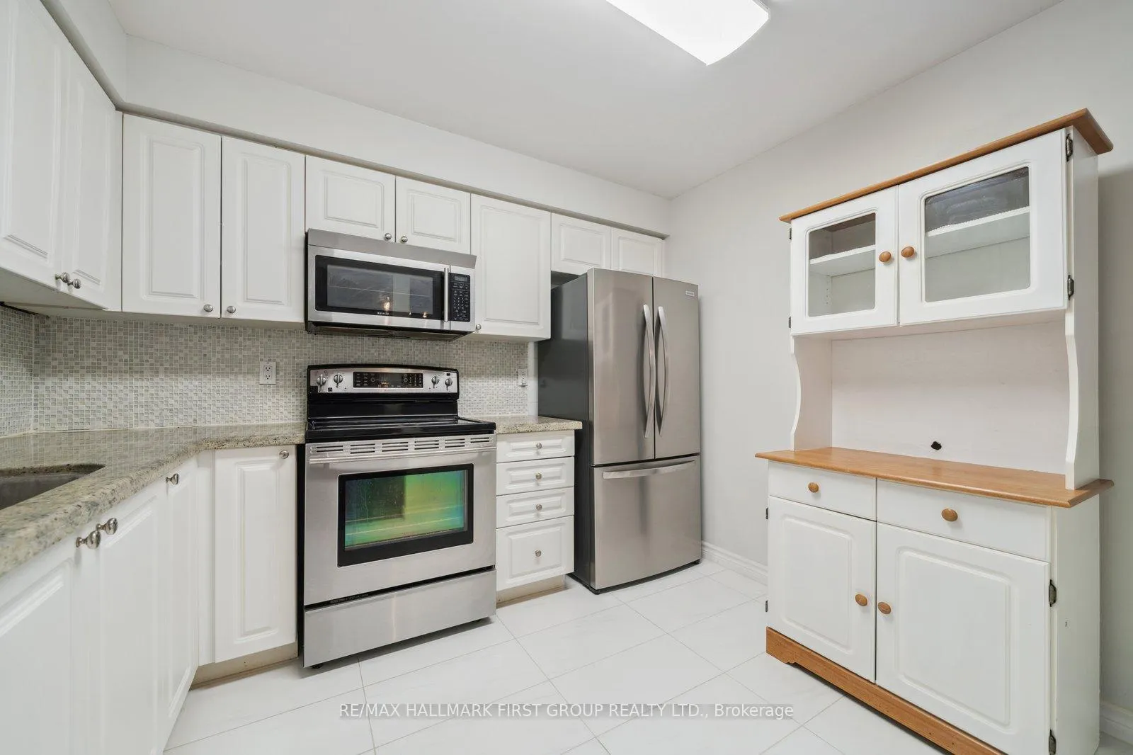 Photo 15 of Unit 304, 1000 The Esplanade N, Pickering, Town Centre — HOMEH