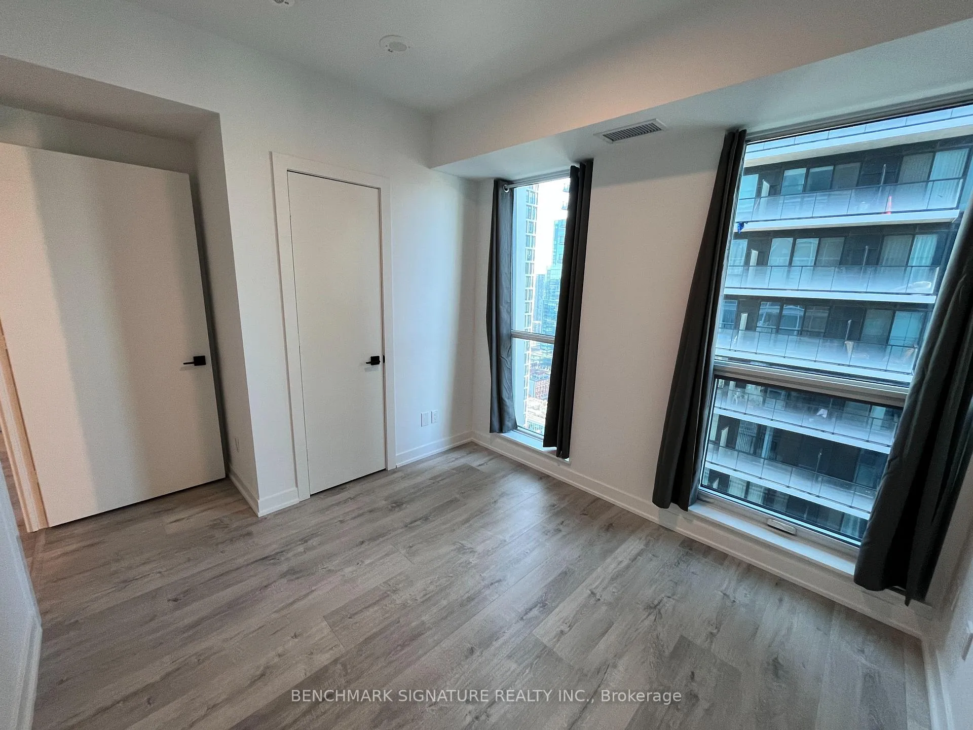 Photo 10 of Unit 3504, 327 King Street W, Toronto, Waterfront Communities — HOMEH