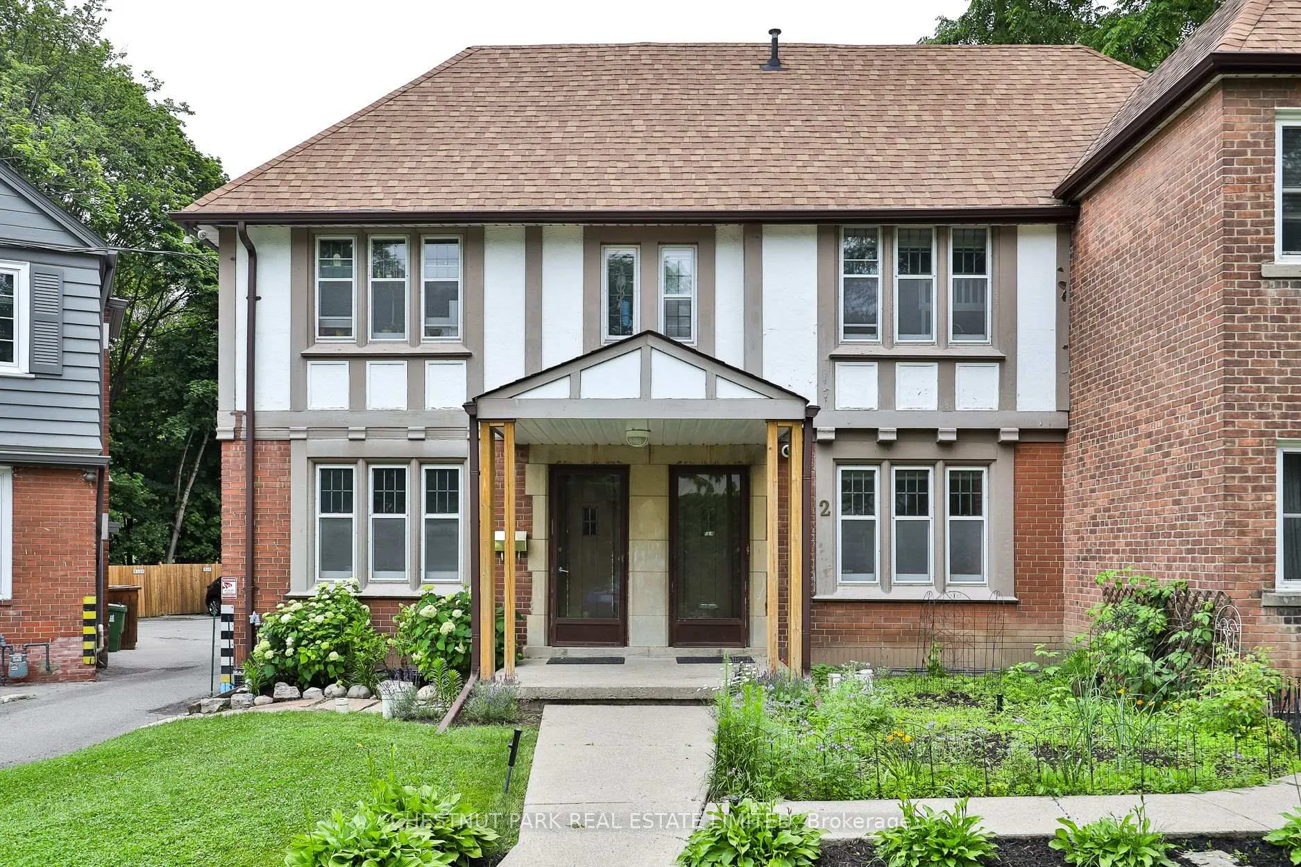 Photo 1 of Unit Main, 4 Oriole Crescent, Toronto, Yonge-St. Clair — HOMEH