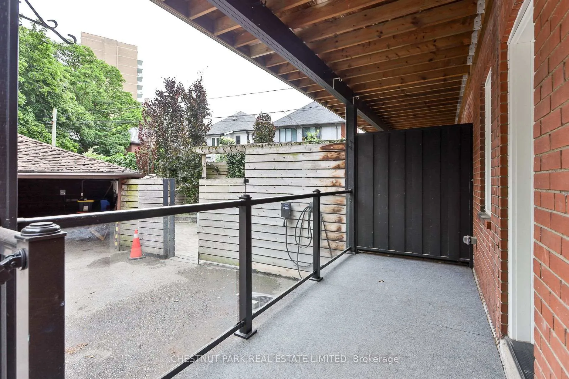 Photo 25 of Unit Main, 4 Oriole Crescent, Toronto, Yonge-St. Clair — HOMEH