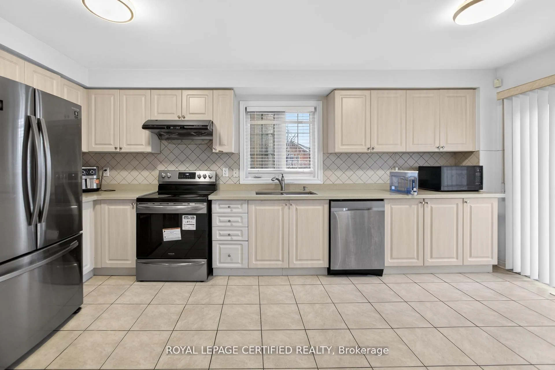 Photo 17 of 32 Wildsky Road, Brampton, Fletcher's Creek South — HOMEH