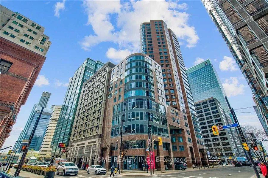 Front of Unit 207, 33 University Avenue