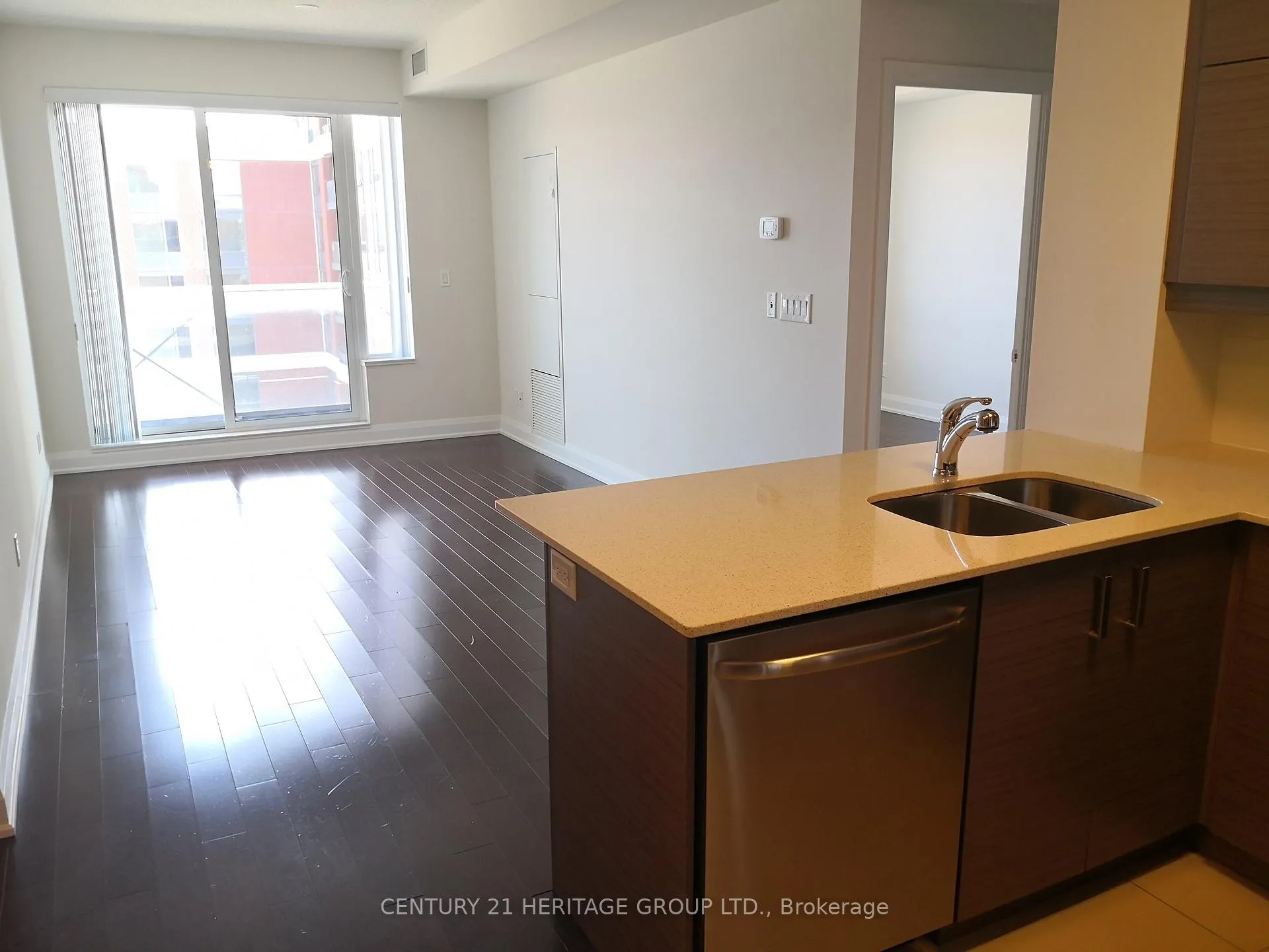 Photo 1 of Unit 605, 1 Uptown Drive, Markham, Unionville — HOMEH