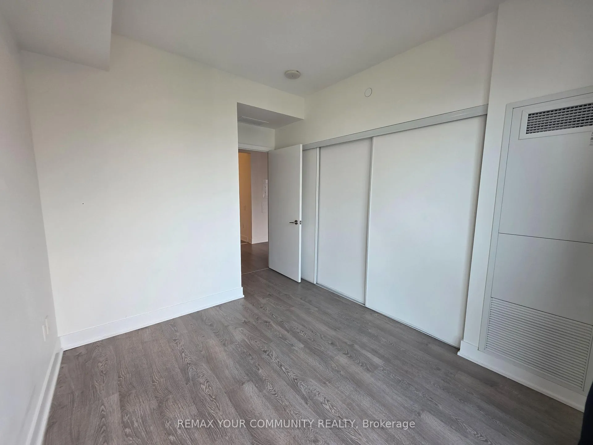 Photo 7 of Unit 2909, 30 Roehampton Avenue, Toronto, Mount Pleasant West — HOMEH