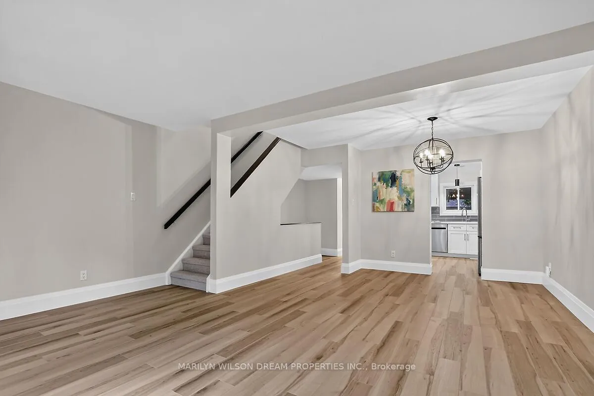 Photo 15 of 136 Bentbrook Crescent, Ottawa, Barrhaven - Heritage Park — HOMEH