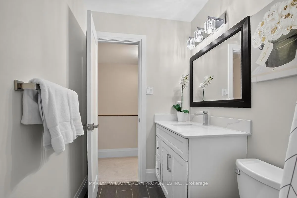 Photo 23 of 136 Bentbrook Crescent, Ottawa, Barrhaven - Heritage Park — HOMEH