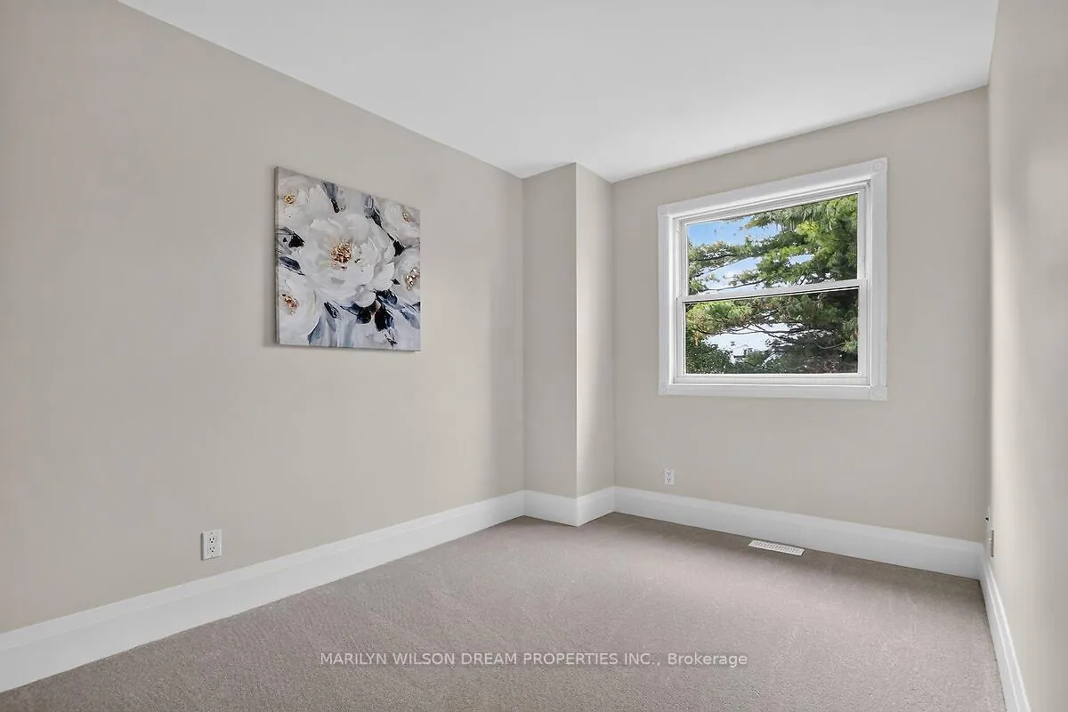 Photo 24 of 136 Bentbrook Crescent, Ottawa, Barrhaven - Heritage Park — HOMEH