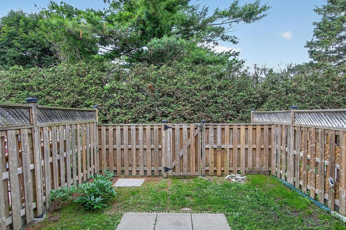 Photo 35 of 136 Bentbrook Crescent, Ottawa, Barrhaven - Heritage Park — HOMEH
