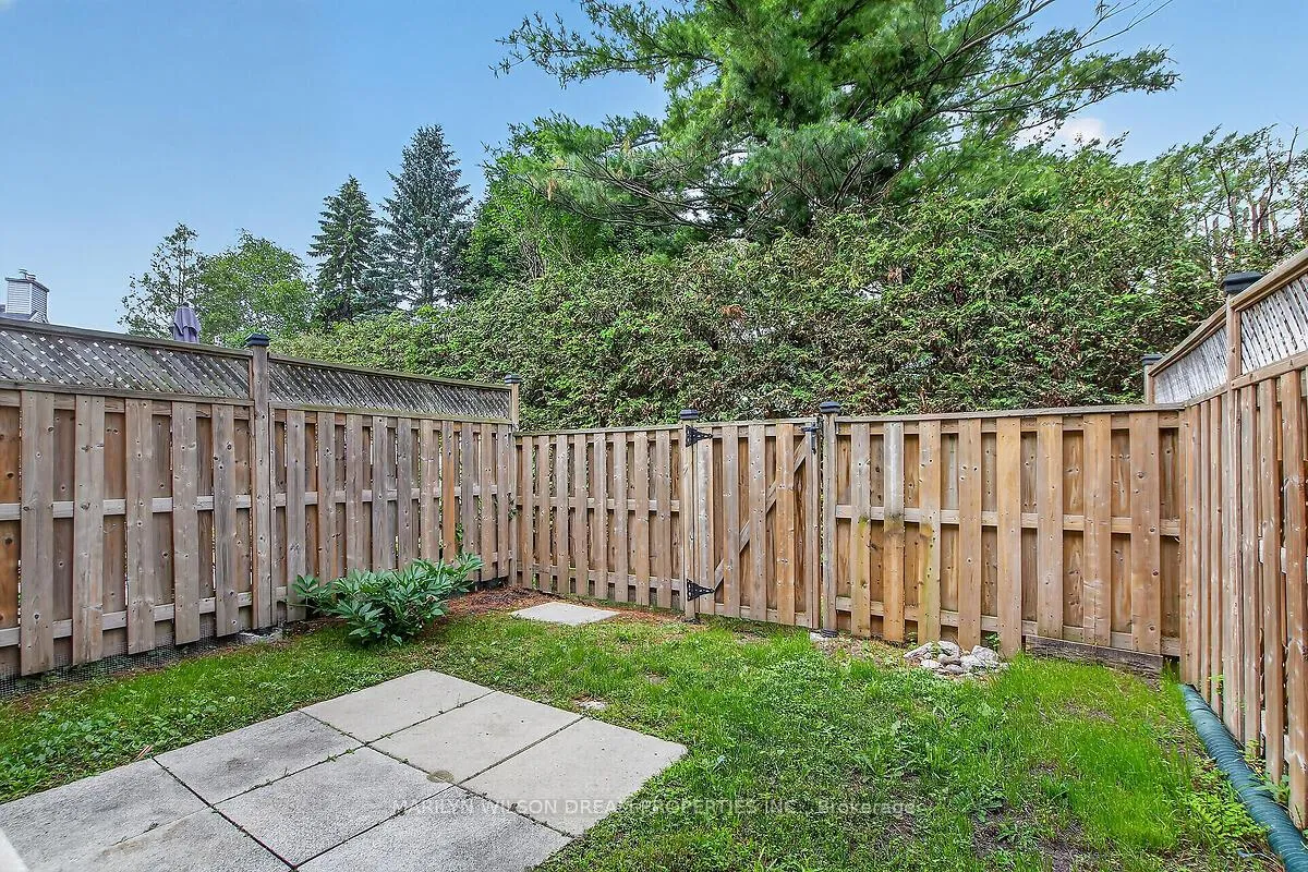 Photo 36 of 136 Bentbrook Crescent, Ottawa, Barrhaven - Heritage Park — HOMEH