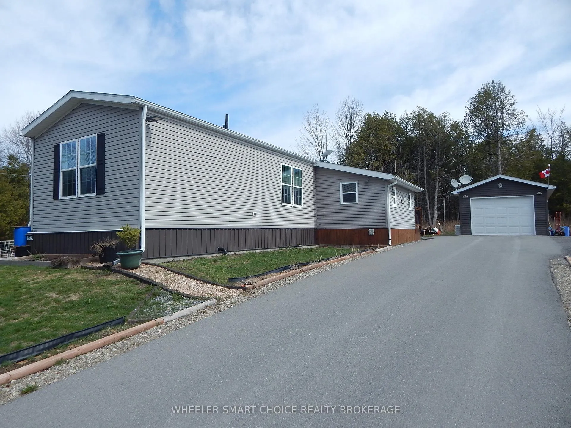 Photo 2 of 2729 Crows Nest Road E, North Stormont, North Stormont (Roxborough) Twp — HOMEH