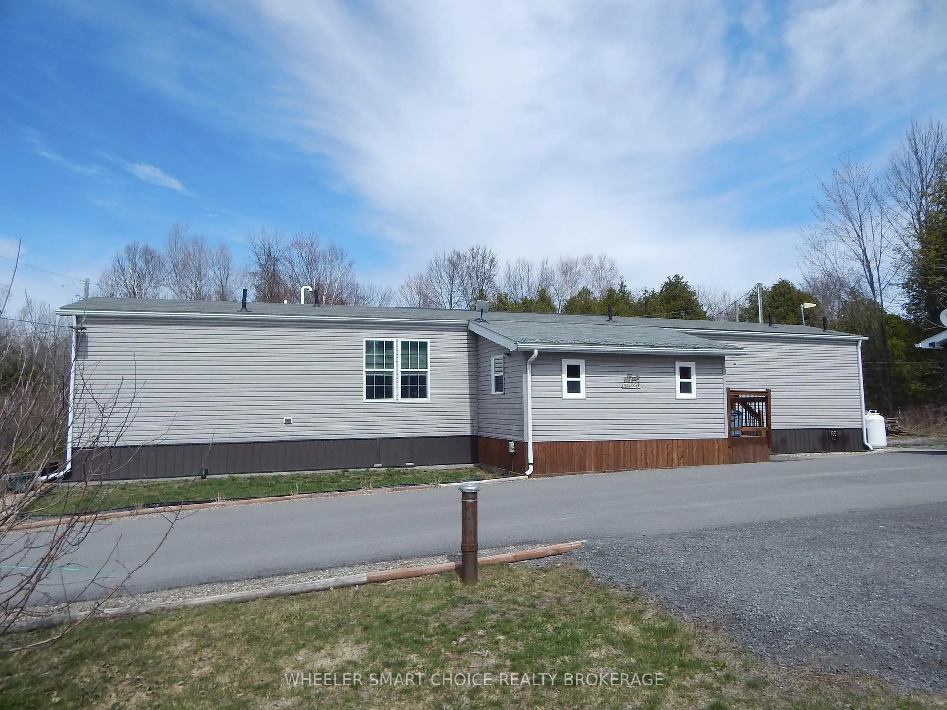 Photo 3 of 2729 Crows Nest Road E, North Stormont, North Stormont (Roxborough) Twp — HOMEH