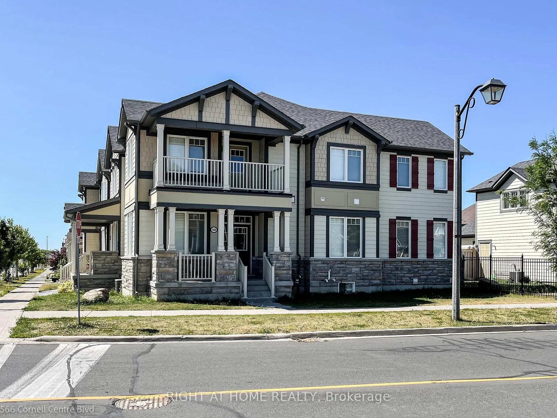 Photo 2 of 566 Cornell Centre Boulevard, Markham, Cornell — HOMEH